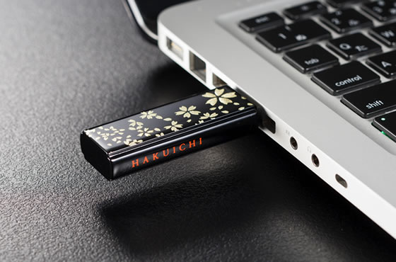 USB Flash Drive with Gold-leafed Prints